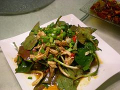 鸡丝折耳根-自贡盐帮菜·玩辣餐厅(樱花园西街店)