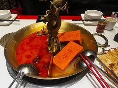 -小龙翻大江文化火锅(太古里店)