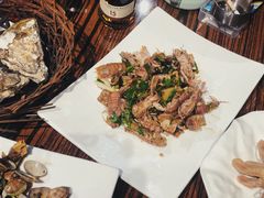 -蚝堡海鲜·威海菜·海肠捞饭·烧烤·亚洲吃蚝公司(幸福门店)