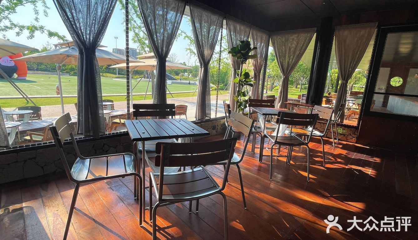 喝遍郑州的咖啡店，理想国社区咖啡Ideal  cafe