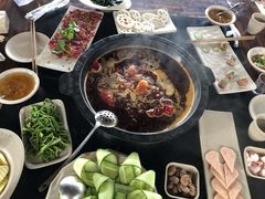 -川东坝子火锅(宝龙店)
