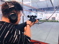 -都市枪神实弹射击俱乐部