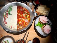 台式麻辣锅-湊湊火锅·茶憩(杭州湖滨银泰in77店)