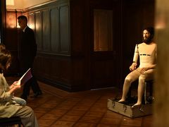 -Nathalie Djurberg与Hans Berg“牛皮纸包裹的月亮”-Prada荣宅当季展览