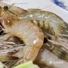 牛羊海鲜自助火锅