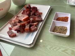 -乔家小院•本地小海鲜•非遗驴肉(万年泉路店)