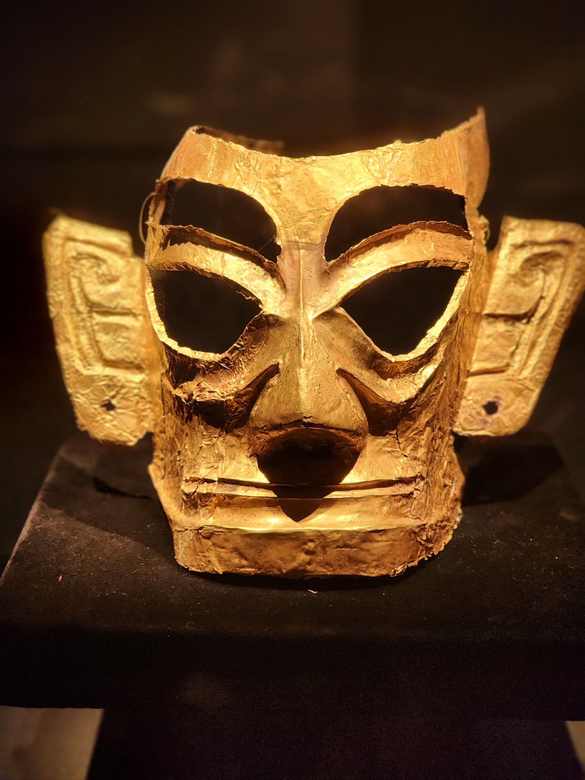 三星堆遗址文物工艺精湛,造型独特,令人叹