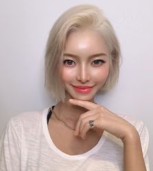-Miracle集简美发沙龙