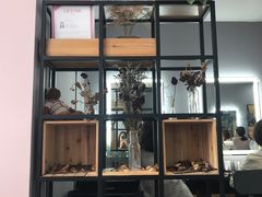 -ME觅妆·定制美妆·彩妆私教(菱角湖店)