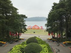 -湖光岩风景区