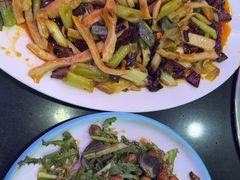 -瑞杰烧烤店·24小时营业(山东路店)