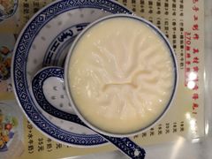 -广信牛奶甜品世家(台东店)