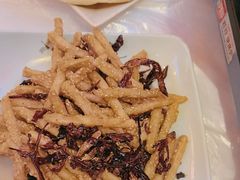 -霄汉牛三鲜湖北砂锅菜(万松园2店)