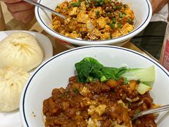 -李与白包子铺(桐梓林店)