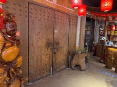 -头上红煨盐鸡·非遗院子餐厅