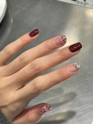 -悦指间美甲美睫美肤