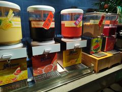 -遇上西雅图多融合海鲜自助餐厅(中房金谊广场店)