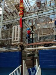 -PIPIKINGDOM皮皮王国欢乐号(欢乐海岸购物中心店)