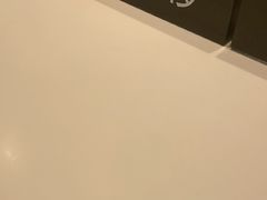 -Apple授权专营店(宝山万达店)