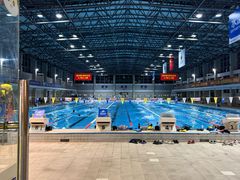 -奥冠体育华师附中恒温游泳馆