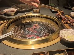 -铭牛烧肉·和牛海鲜自助(高新月牙湖店)