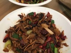 -洞庭农家口味厨(长江紫都紫竹苑店)