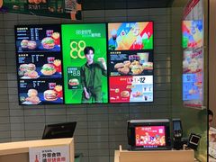 -麦当劳(徐汇漕溪北路百脑汇店)