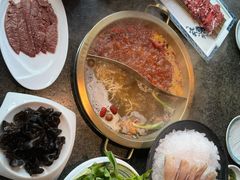 -小天鹅火锅·一线江景洪鼎旗舰店(洪崖洞店)