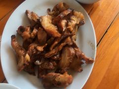-Ruam Saep Yok Khok Som Tam