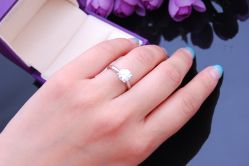 -威德钻石-克拉钻大本营(南京东路店)