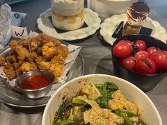 -W COLLECTIVE  DESSERT SHOP