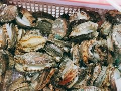 -霞涌市场海鲜摆卖区