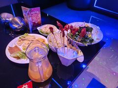 -唯爱KTV聚会餐厅(仙林东城汇店)