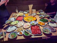 -洱火云南酸菜牛肉火锅(石景山当代商城店)
