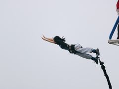 -星海蹦极娱乐