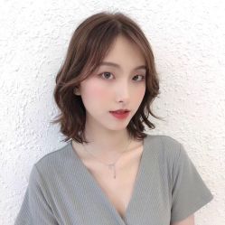 -十六番发型师事务所