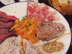 火腿拼盘-羽深肉铺 Steak & Wine