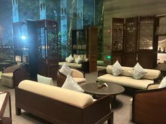 -深圳隐秀山居酒店