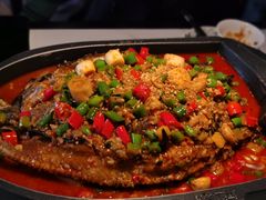 -江边城外烤全鱼(世茂广场店)
