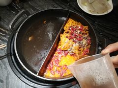 -热火朝天鲜切牛肉火锅(南强街巷店)