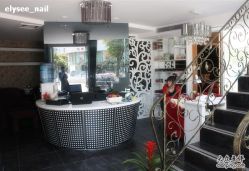 前台-艾妃罗高科美肤美甲美睫健康管理