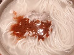 -亮亮面馆(经六路店)