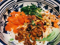 -金牌老碗时尚陕菜(王府井百货店)