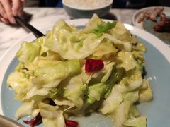 手撕圆白菜-懒人盐府人家(航天桥店)