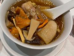 菌临天下-新荣记(椒江店)