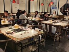 -尚尚仙·酸汤猪手·猪肚鸡火锅(华联万柳购物中心店)