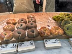 -HOT CRUSH趁热集合·现烤面包(环球港店)