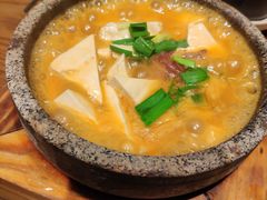 -云海肴·汽锅鸡·云南菜(天山百盛优客店)