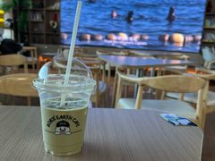 -抱抱地球咖啡馆(国家海洋博物馆店)