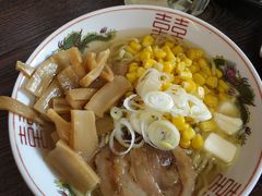 -拉面莊夢語＆中华料理八椿